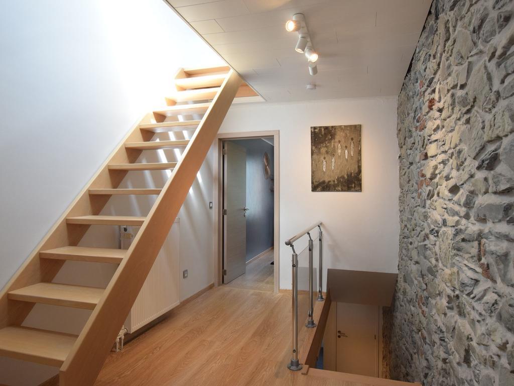 Modern Holiday Home In Bastogne With Fenced Garden Bagian luar foto