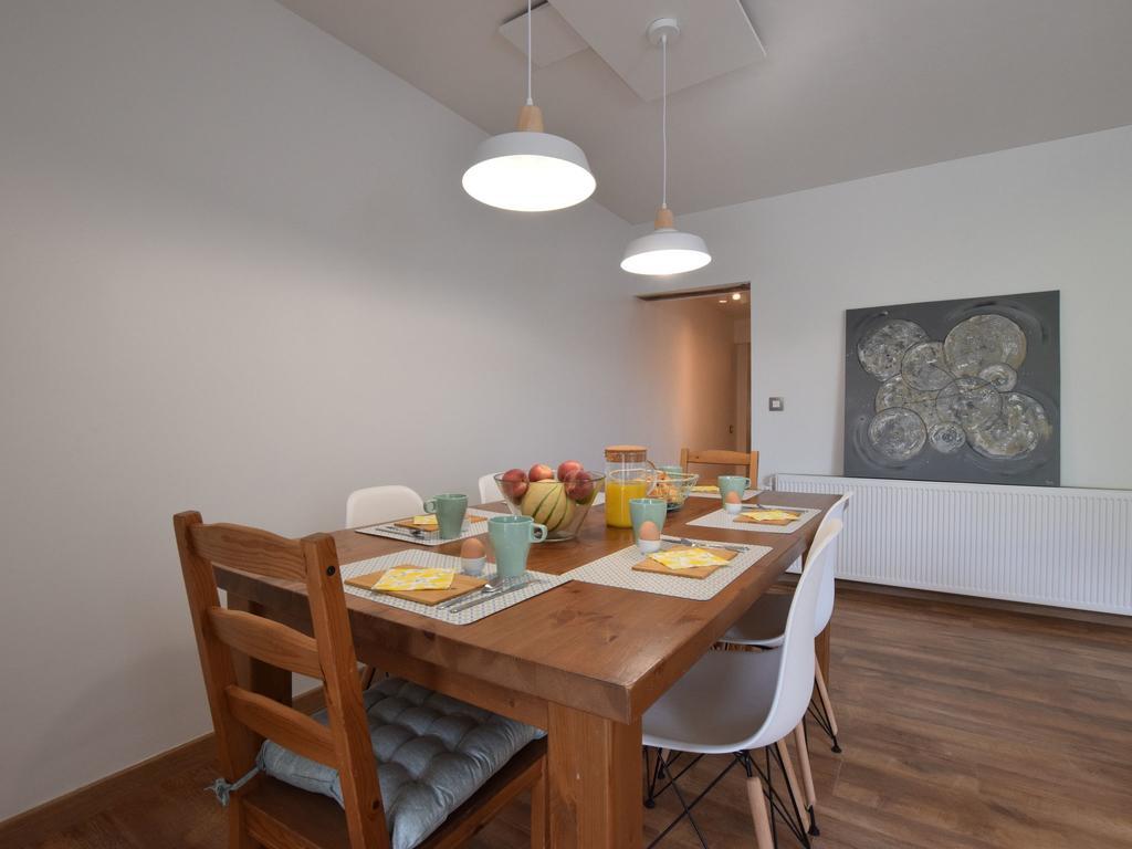 Modern Holiday Home In Bastogne With Fenced Garden Bagian luar foto
